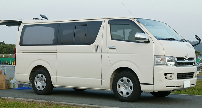 Toyota Hiace Commuter